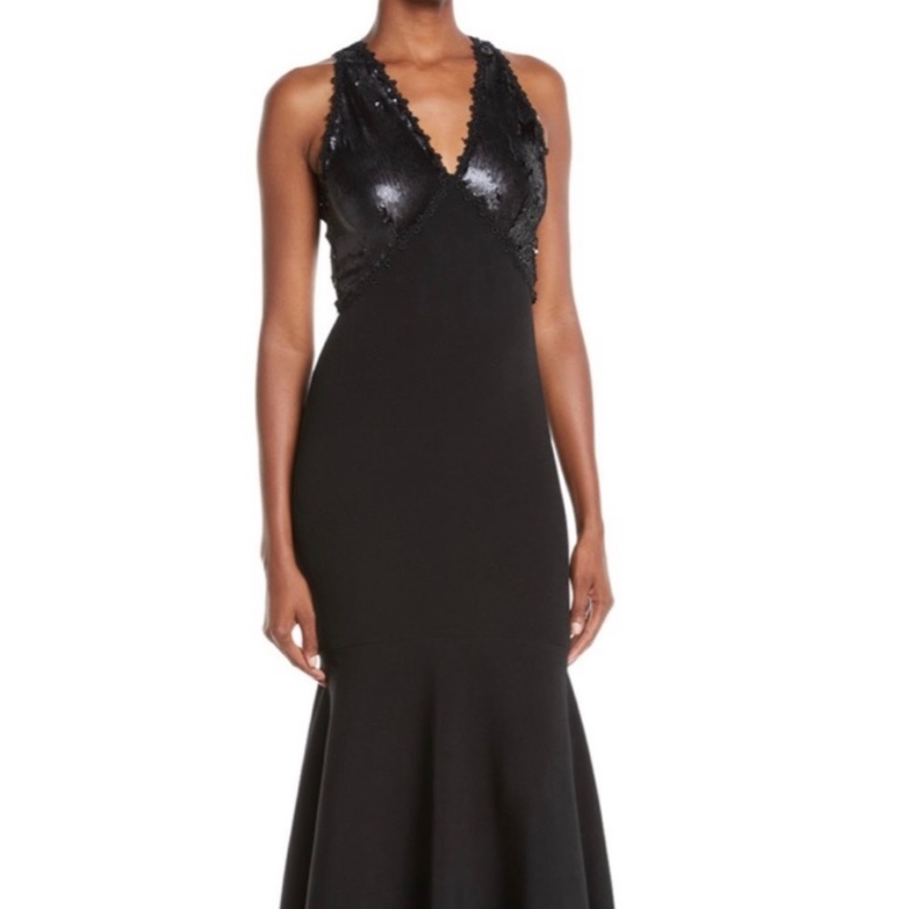 NK32 Naeem Kahn Trumpet Gown size SALE!!